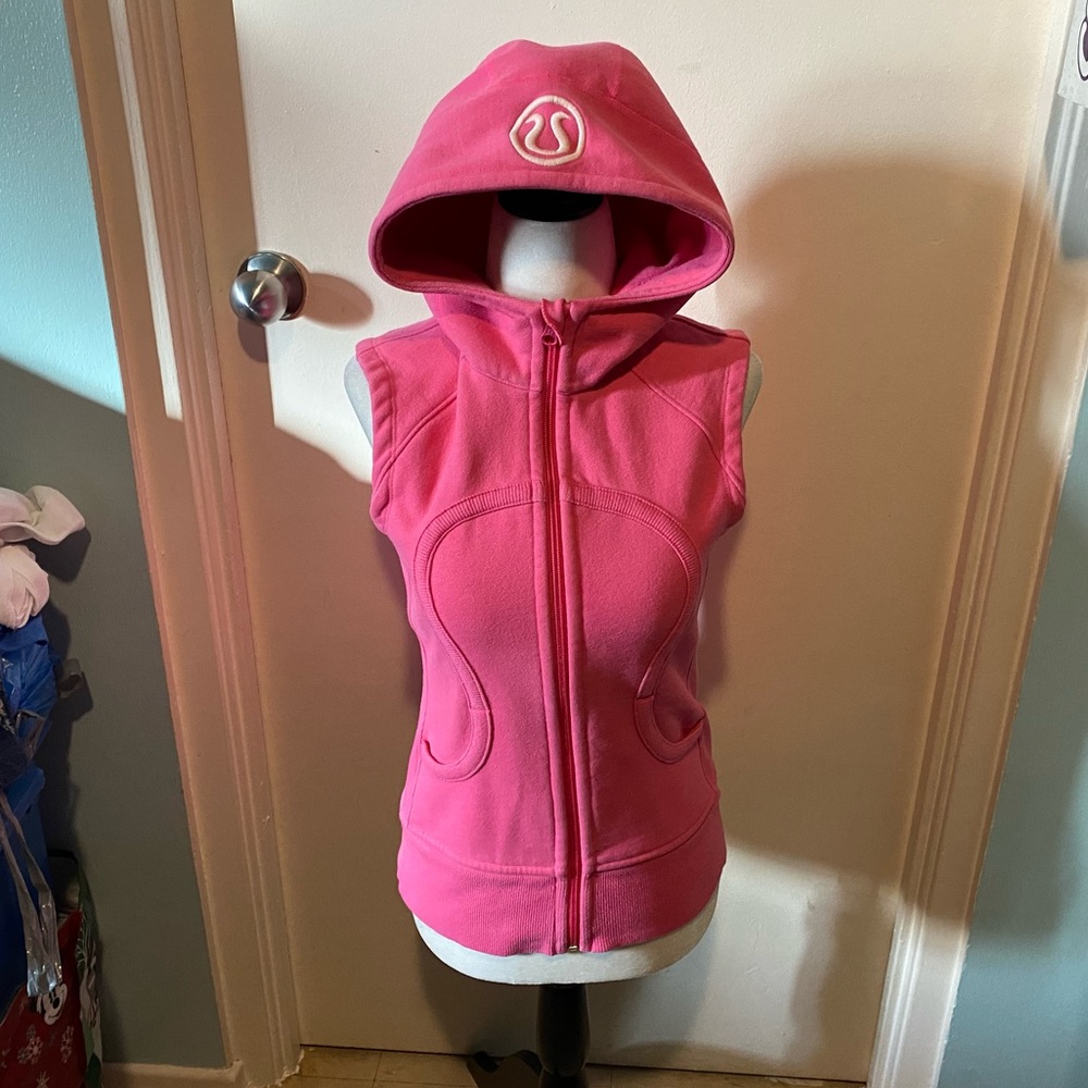 LULULEMON SUNS OUT GUNS OUT PINK VEST